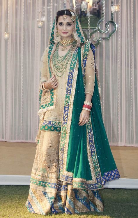 Dupatta Draping, Nikah Dress, Celebrity Bride, Dia Mirza, Desi Bride, Bridal Outfit, Indian Bridal Wear, Pakistani Bridal Dresses, Indian Bridal Outfits