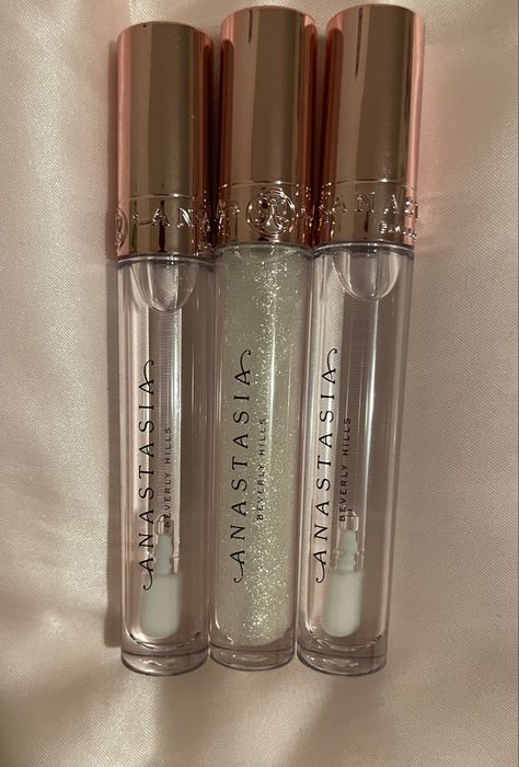 Fancy Lip Gloss, Abh Lip Gloss, Lipsmacker Lipgloss, Girly Lipgloss, Expensive Lip Gloss, Anastasia Lipgloss, Lipgloss Makeup, Lip Gloss Collection, Makeup Help