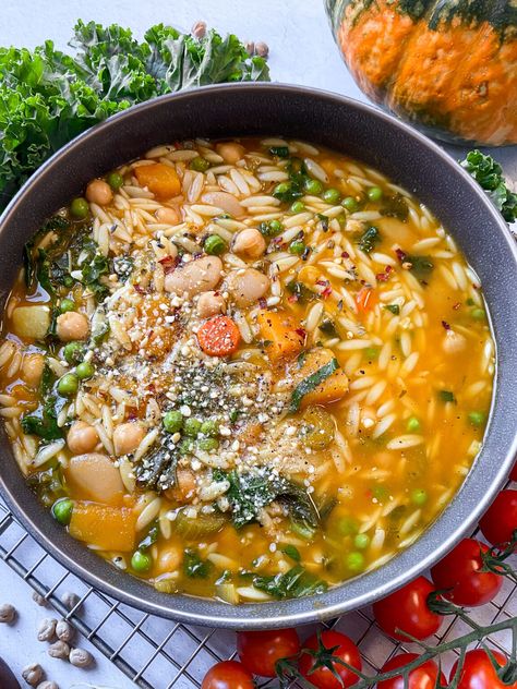 Orzo and Kale Stew - BetterFoodGuru Vegan Recipes Recipes Kale Stew, Lemon Orzo Soup, Rainy Day Recipes, Lemon Orzo, How To Cook Orzo, Prevent Food Waste, Canned Butter, Vegan Stew, Orzo Soup