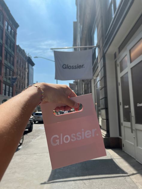 Glossier Nyc, Nyc Places, Nyc Office, Pink Lifestyle, Coastal Granddaughter, Soho Nyc, Inspo Board, Bat Mitzvah, Places To Go