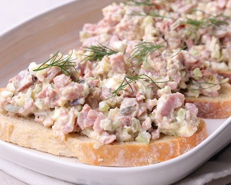 Country Ham Salad – Clifty Farm Country Hams Country Ham Dip, Sandwich Spread Recipes, Coleslaw Sandwich, Sandwich Spreads, Coleslaw Recipes, Ham Salad Recipes, Roasted Ham, Country Ham, Ham Salad