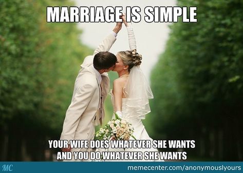 Need a good laugh? Browse through this collection of hilarious marriage memes that a married couple like you will definitely relate to. Funny Wedding Meme, Married Life Humor, Wedding Meme, Wedding Quotes Funny, Marriage Quotes Funny, Funny Wedding Photos, Marriage Humor, Husband Humor, Wedding Quotes