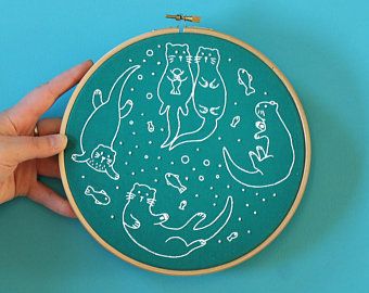 Otter Embroidery, Embroidery Simple, Fun Embroidery, Wooden Embroidery Hoops, Contemporary Embroidery, Hand Embroidery Kit, Card Pattern, Animal Embroidery, Crewel Embroidery