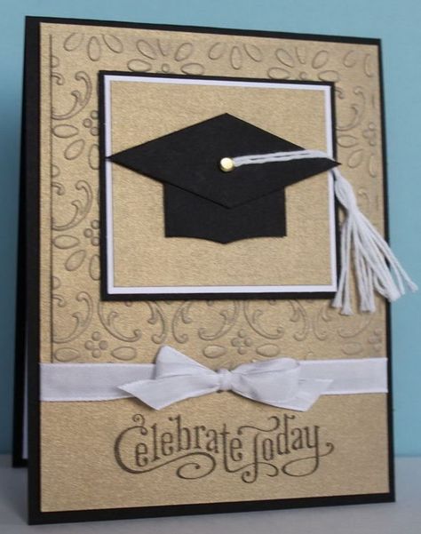 Graduation Cap Card. This classy graduation card features a graduation cap created from scraps. Tie the white ribbon bow for its beautiful décor. You can turn the easy and simple layout into a well refined graduation card easily. Diy Graduation Cards, Graduation Cards Handmade, Grad Hat, Grad Cards, Congrats Card, Graduation Diy, Graduation Card, Graduation Cards, E Card