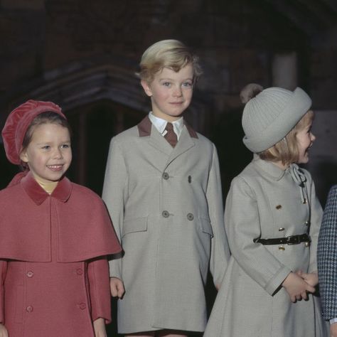 Christmas At Windsor!  1969: Lady Sarah Chatto (neé Armstrong-Jones) at Windsor Chapel Looking festive in a red coat and matching hat, Princess Margaret's daughter, Lady Sarah Armstrong-Jones, was smiling from ear to ear while attending her first royal church service, alongside George Windsor and Lady Helen Windsor. Charles Armstrong Jones, Lady Sarah Armstrong Jones, Sarah Chatto, Sarah Armstrong, Lady Sarah Chatto, Castle England, Autumn Phillips, Zara Phillips, Royal Christmas