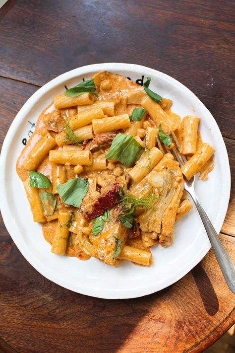 Fennel Pasta, Pan Pasta, One Pan Pasta, Parmesan Pasta, Vegetable Puree, Main Course Recipes, Herbs And Spices, Fried Onions, Canned Chickpeas