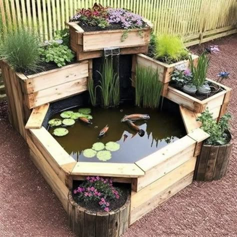 Outdoor Fish Tank, Pond Diy, Above Ground Pond, Fish Ponds Backyard, Picnic Shelter, Wooden Pallet Ideas, Wood Pallet Ideas, Pallet Wood Projects, Diy Ponds Backyard