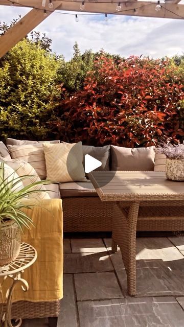 Áine Loveland | Motherhood & Mindfulness on Instagram: "G A R D E N  S T Y L I N G🌿

If you’re looking for a fab garden dining set & also unreal value I’d head into @jysk.ie 

This is the Ullehuse set in shade natural and we absolutely love it. 

Finally can eat out in the garden in comfort ☀️ Who’s calling over for a glass of vino? 🍷 

.
.
.
.
#garden #furniture #gardendesign #gardeninspiration #cushion #flowers #plants #outdoors #cosy #cosyhome #summer #love #outdoor #natural #jysk #style #mystyle #beauty #exterior #outside #life #lifestyle #reels #instagram #gardening" Jysk Outdoor Furniture, Garden Dining, Reels Instagram, Garden Dining Set, Summer Love, Flowers Plants, Garden Inspiration, In The Garden, Dining Set