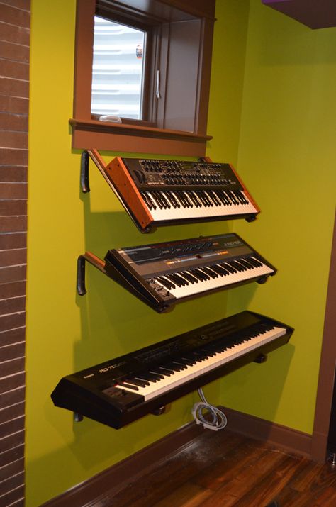 Keyboard Wall Storage Piano Keyboard Wall Storage, Keyboard Piano Storage, Piano Keyboard Wall Mount, Piano Storage Ideas, Keyboard Storage Ideas, Keyboard On Wall, Instrument Reference, Piano Storage, Studio Shelf