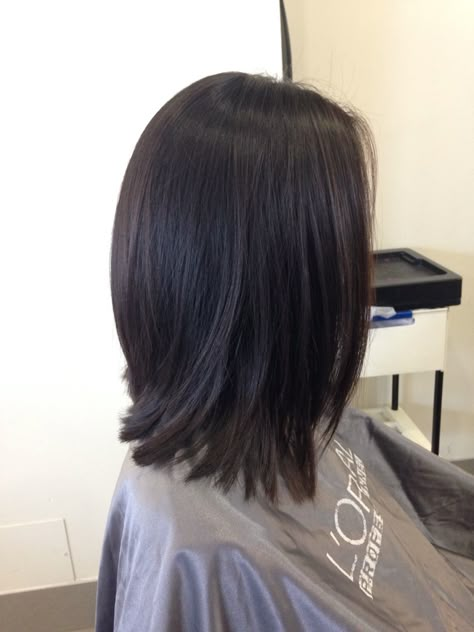 "Lob"  Hair by Jenn  @bluegeminihair Lob No Layers, Medium Length Lob, Lob Hair, Hello Hair, Hair Today Gone Tomorrow, Short Hair Tomboy, Square Face Hairstyles, Lob Hairstyle, Shoulder Length Hair Cuts