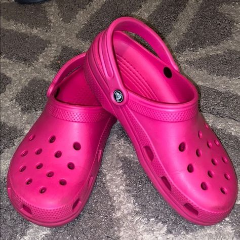 Hot Pink Crocs, Hot Pink Shoes, Crocs Pink, Pink Crocs, Shoes Crocs, 16th Birthday Gifts, Women's Crocs, Shoe Inspo, Pink Shoes