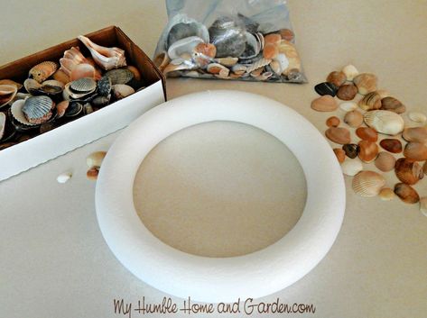 Unique And Beautiful DIY Seashell Wreath - My Humble Home and Garden Beach Crafts Diy, Beach Themed Crafts, Humble Home, Oyster Shell Crafts, Seashell Wreath, Seashell Projects, Shell Wreath, Shells Diy, Shell Crafts Diy