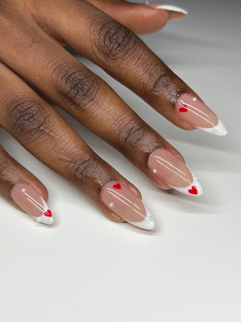 #almondnails #valentinesdaynails #frenchnails #nailart #naildesign #nailinspiration #nailinspo💅🏻 #nailsofinstagram #fashion #ignails Elegant Heart Nails, Red Nail Designs Almond, French Tip Hearts, French Heart Nails, French Tip With Heart, White Almond Nails, Nail Art French, White French Tip, Red Nail Designs