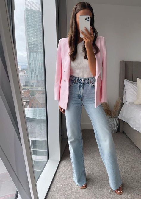 Pastel Blazer, Business Casual Outfits For Work, Traje Casual, Elegante Casual, Classy Work Outfits, Stylish Work Outfits, Pink Blazer, Casual Work Outfits, Professional Outfits