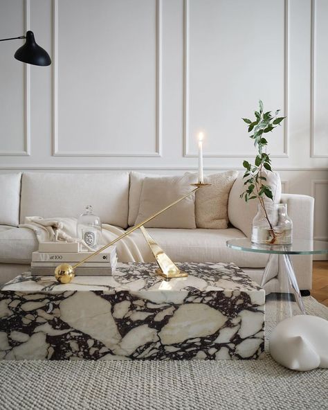 Marble block coffee table scandinavian living room design tthese_beautiful_thingss Calcutta Viola Marble, Calcutta Viola, Marble Living Room, Marble Coffee Tables, Living Room Marble, Viola Marble, Marble Tables, Marble Interior, Marble Block