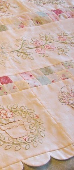 Hand Embroidered Quilt Blocks, Embroidered Blocks In Quilts, Quilts Using Vintage Embroidered Linens, Quilts With Embroidery Blocks, Embroidered Squares Quilt, Machine Embroidery Quilting Designs, Embroidery On Quilts Ideas, Embroidered Quilt Blocks Ideas, Embroidered Quilt Squares