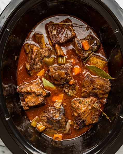 Braised Short Ribs Slow Cooker, Ribs Slow Cooker, Slow Cooker Ribs Recipe, Braised Short Ribs Recipe, Short Ribs Slow Cooker, Slow Cooker Ribs, Short Ribs Recipe, Braised Short Ribs, Beef Short Ribs