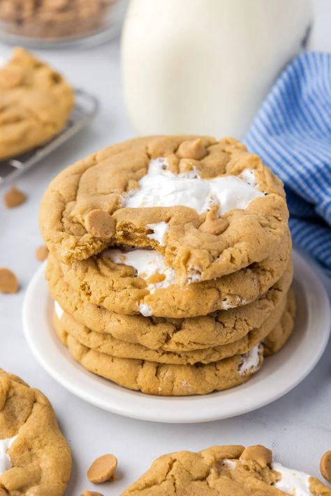 Fluffernutter Cookies, Summer Cookie Recipes, Baking With Coconut Flour, Classic Peanut Butter Cookies, Peanut Butter Marshmallow, Chewy Peanut Butter Cookies, Nutter Butter Cookies, Marshmallow Cream, Recipes With Marshmallows