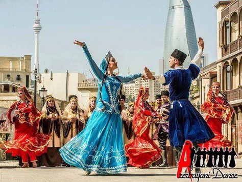 Azerbaijan Folk Dance Dance Photography Poses, Baku Azerbaijan, Traditional Dance, National Dress, Folk Dance, Dance Art, Dance Photography, Folk Costume, Latin Dance