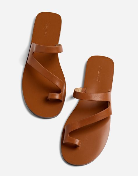 The Gabi Asymmetric-Strap Sandal | Madewell Madewell Sandals, White Casual Sneakers, Classy Yet Trendy, Toe Loop Sandals, Leather Industry, Loop Design, Tan Sandals, Madewell Shoes, Brown Sandals