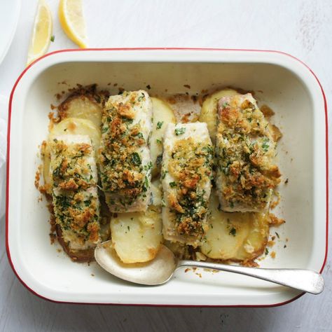 #RecipeoftheDay: Parmesan-Crusted Baked Fish with Potatoes by JJP -  "What a beautiful simple dish." - kimmyh Hoki Fish Recipe, Fish With Potatoes, Best Fish Recipes, Salsa Fresca, Australia Food, Parmesan Crusted, Baked Fish, Dinner Idea, Main Courses