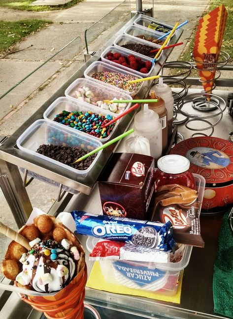 Waffle Buffet Ideas, Waffle Bubble Ideas, Waffle Stall Ideas, Waffle Truck Ideas, Waffles Dulces Ideas, Waffle Flavor Ideas, Waffles Snapchat, Bubble Waffle Ideas, Waffle Station