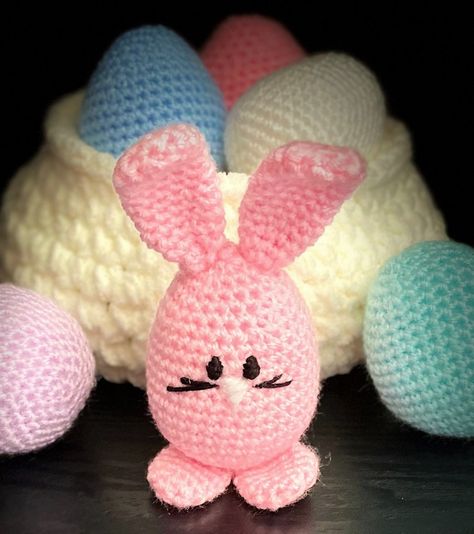 Crochet Easter Egg Bunny Free Pattern, Easter Eggs Crochet Patterns Free, Crochet Easter Bunnies Free Pattern, Free Crochet Easter Egg Pattern, Free Crochet Easter Bunny Patterns, Easter Bunny Amigurumi Free Pattern, Crochet Easter Bunnies, Amigurumi Egg Free Pattern, Easter Crochet Patterns Free Bunny