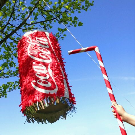 Coca-Cola Piñata                                                                                                                                                                                 More Coca Cola Party Theme, Coca Cola Party, Coca Cola Decor, Jack And Coke, Piñata Ideas, Always Coca Cola, World Of Coca Cola, Diy Pinata, Coke Cola