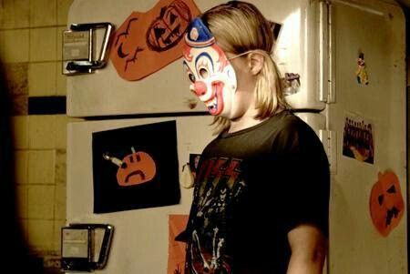 Rob Zombies Halloween Rob Zombie Michael Myers, Halloween Rob Zombie, Zombie Photo, Michael Myers Art, Halloween Franchise, Michael Myers And Jason, Ghost Movies, Photo Halloween, Creepy Kids