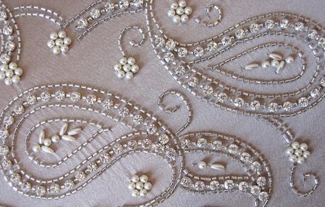 Karen Torrisi: Rhonda Hemmingway 2005 - 2011 Detail Couture, Tambour Beading, Pearl Embroidery, Tambour Embroidery, Motifs Perler, Bead Embroidery Tutorial, Crazy Quilting, Couture Embroidery, Bead Embroidery Patterns