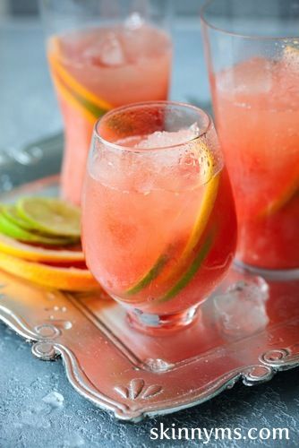 Clean Drinking, Homemade, Zingy Pink Grapefruit Soda. No refined Sugars!! #diygrapefruitsoda #homemadesoda #healthydrinks Lime Infused Water, Fruit Infused Water Recipes, Natural Energy Drinks, Grapefruit Soda, Infused Water Recipes, Fruit Infused Water, Rum Punch, Agua Fresca, Vegetable Drinks