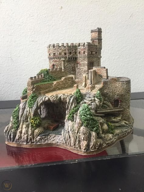 Castle Diorama, Sims Exterior, Miniature Castle, Model Castle, Cardboard Castle, Small Castles, Garden Pond Design, Hampshire England, Tree Carving