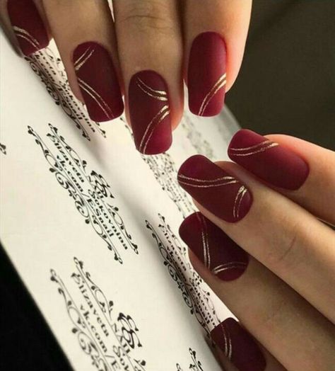 Wine Colored Nails Designs, Maroon Nail Art, Maroon Nail Designs, Maroon Nail, Purple Nail Art Designs, Red And Gold Nails, Bridal Nails Designs, Nail Designs Ideas, Purple Nail Art