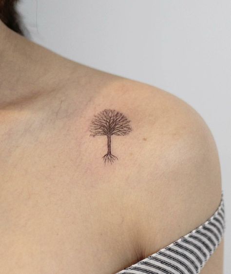 Dainty tree tattoos Tree Tattoo Designs Simple, Tree Tattoo Placement For Women, Tree Tattoo Simple Minimalist, Mini Tree Of Life Tattoo, Living Tree Tattoo, Oak Tree Tattoo Small Simple, Minimalist Oak Tree Tattoo, Tiny Oak Tree Tattoo, White Oak Tree Tattoo