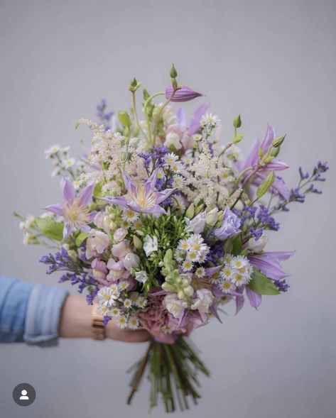 Lavendar Bouquets Bridesmaid, Bride Bouquets Purple, Purple Wildflower Bouquet, Blue Lavender Wedding, May Bouquet, Bouquet Shapes, August Wedding Flowers, Iris Bouquet, Iris Wedding