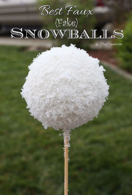 how to make faux snowballs, christmas decorations, crafts, seasonal holiday decor Faux Snowballs, Fake Snowballs, Diy Snowman Decorations, Shower Colors, January Decor, Snow Decorations, January Crafts, Faux Snow, Diy Snowman