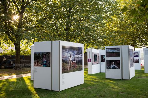 Exhibition Ideas, Museum Exhibition Design, 광고 디자인, Design Exhibition, Photography Exhibition, Exhibition Display, Exhibition Booth, Gallery Design, Outdoor Photos