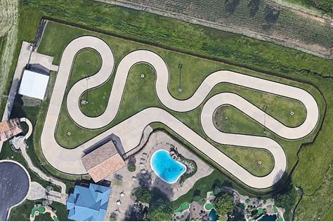 House With Race Track, Go Kart Track Backyard, Atv Track, Go Kart Track, Karting Track, Outdoor Mini Golf, Biker Logo Design, Diy Log Cabin, Go Karting