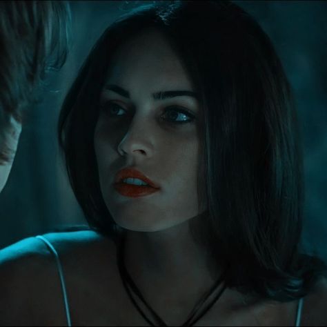 Jennifers Body Megan, Jennifer's Body Aesthetic, Jennifer’s Body, Jennifer Check, Rachel James, Jennifer's Body, Megan Fox, Face Claims, Dark Hair