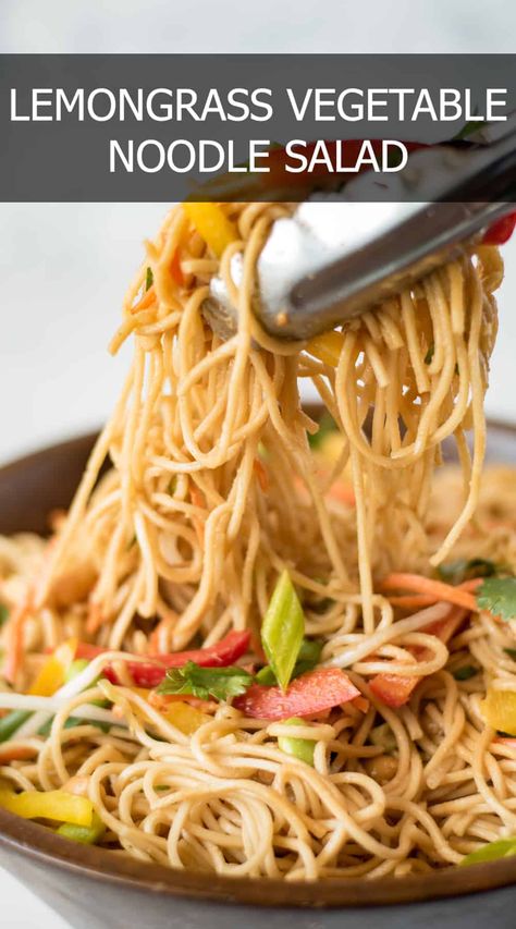 Lemongrass Recipes, Vegetable Noodle, Asian Noodle Dishes, Rice Side, Vegetable Noodles, Stir Fry Dishes, Favorite Recipes Dinner, Noodle Salad, Perfect Picnic