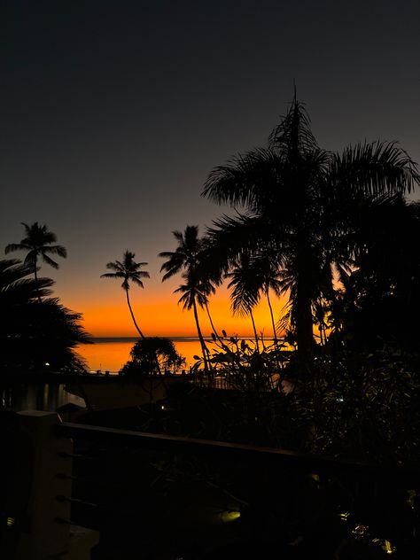 Island Sunset Aesthetic, Tropical Sunset Aesthetic, Island Boy Aesthetic, Fiji Islands Aesthetic, Love Island Aesthetic, Fiji Aesthetic, Fiji Sunset, Spotify Wallpapers, Palmtrees Aesthetic