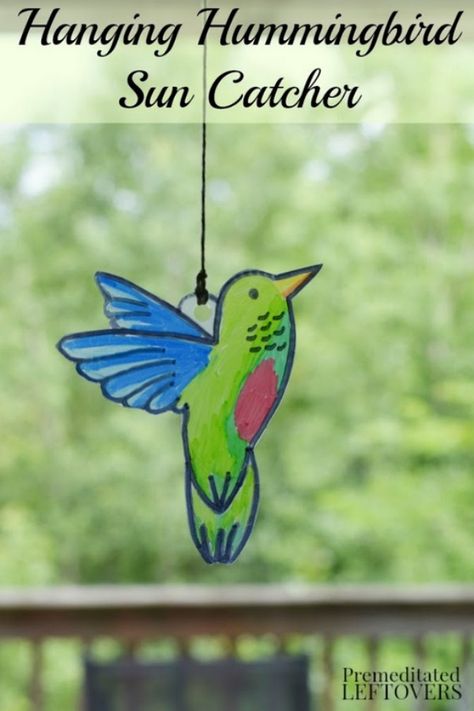 Hanging Hummingbird Sun Catcher Craft idea for Kids. Create this colorful hummingbird sun catcher with your kids. It's a fun and frugal art and crafts project to study birds or the letter H. June Crafts For Seniors, Hummingbird Crafts, Bird Crafts For Kids, Kites Craft, Bible Camp, Colorful Hummingbird, Hummingbird Suncatcher, Recycled Crafts Kids, Camp Crafts