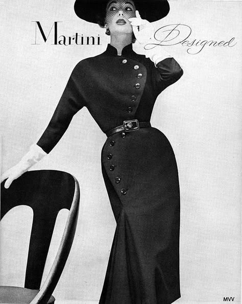 Talk about sewing inspiration! The S-curve is gorgeous and flattering. Suzy Parker, Madame Gres, Vintage Fashion 1950s, 1950 Fashion, 50's Fashion, Vintage Suit, Fifties Fashion, Look Retro, Fashion 1950s