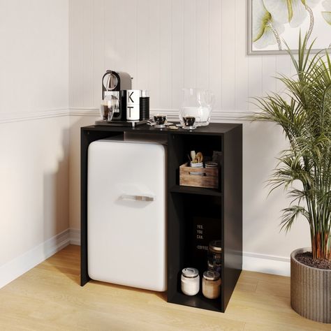 Stay organized, even in the tightest of spaces, with the vertical storage provided by this mini fridge shelf ideal for dorm rooms, home offices, and apartment living. Small Refrigerator Cabinet, Mini Fridge Shelf, Storage Ideas For Small Rooms, Mini Fridge Stand, Fridge Shelf, Office Fridge, Fridge Organizer, Coin Café, Fridge Shelves