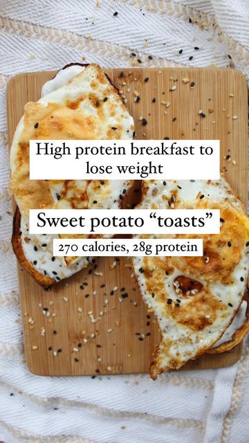 Camille | high protein weight loss recipes on Instagram: "High protein breakfast to lose weight: Sweet Potato “Toast” (270 calories, 28g protein). Follow @camille_inthekitchen for more high protein weight loss recipes! If you’re stuck in a breakfast rut, but don’t want to revert back to a big plate of scrambled egg whites, I introduce you to a high protein sweet potato toast. This recipe comes together in 15 minutes and I would argue the sweet potato is maybe even better and certainly more nutritious than eating it with a piece of toast. WHAT YOU NEED -½ medium sweet potato, sliced thin -½ cup whipped cottage cheese (whip by blending until fluffy) -2 eggs -everything but the bagel seasoning HOW TO MAKE: -Air fry your sweet potatoes on 400 for 13-15 minutes -Meanwhile, fry eggs in Egg Whites And Sweet Potato, High Protein Sweet Potato Breakfast, Cottage Cheese Sweet Potato, Macro Breakfast Ideas High Protein, Cottage Cheese Whip, Protein Sweet Potato, Sweet Potato Breakfast Recipes, Scrambled Egg Whites, Macro Breakfast