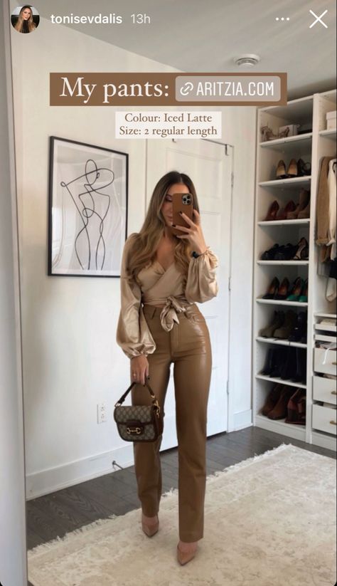 Brown Vegan Leather Pants, Brown Leather Pants Styling, Brown Leather Joggers Outfit, Brown Leather Pants Outfit Winter, Brown Leather Trousers Outfits, Winter Going Out Outfit Night Bar, Leather Pants Outfit Winter, Brown Leather Pants Outfit, Fall Going Out Outfits