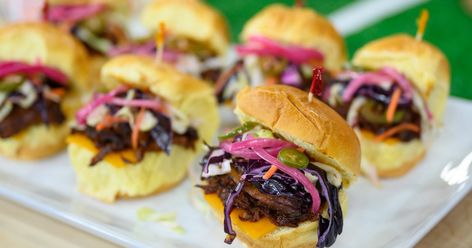 Kansas City Food, Food Ideas For A Crowd, Spicy Pickled Onions, Super Bowl Food Ideas, Bowl Food Ideas, Barbecue Pulled Pork, Pulled Pork Sliders, Leftover Pork, Pork Sliders