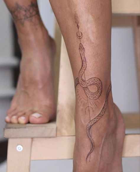 Snake Tattoo Ankle, Snake Ankle Tattoo, Miniature Tattoos, Arabic Tattoos, Draw Tattoo, Hands Tattoo, Ankle Tattoos For Women, Tattoo Shoulder, Foot Tattoos For Women