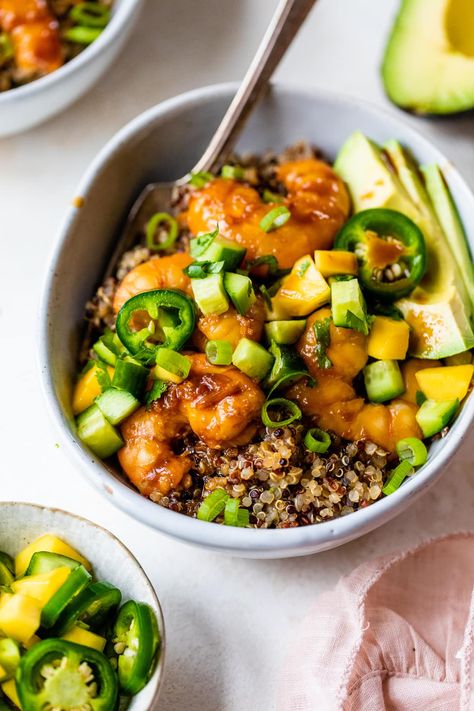 Salsa Quinoa, Meals To Cook At Home, Shrimp Quinoa Bowl, Shrimp Quinoa, Gluten Free Bowl, Shrimp Bowls, Shrimp And Quinoa, Teriyaki Shrimp, Vegetarian Bowls