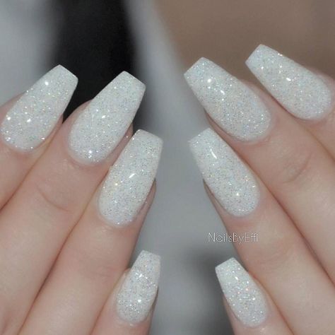 White Sparkly Acrylic Nails, White Sparkly Nails, White Sparkle Nails, Sparkly Acrylic Nails, White Gel Nails, Glitter Nails Acrylic, Christmas Gel, White Glitter Nails, Glitter Gel Nails